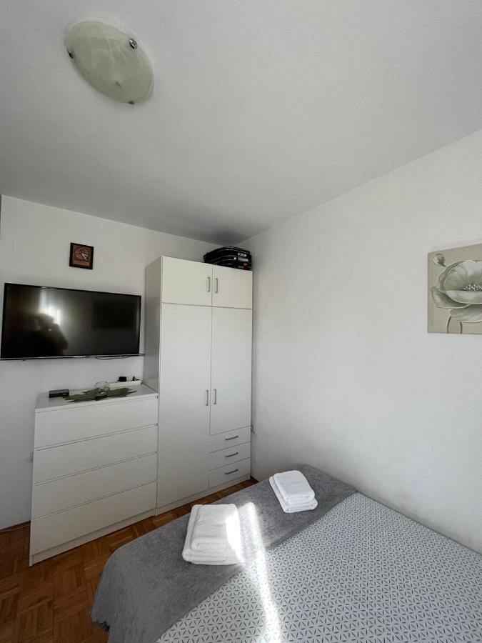 Apartmani "Zuka" コルチュラ エクステリア 写真